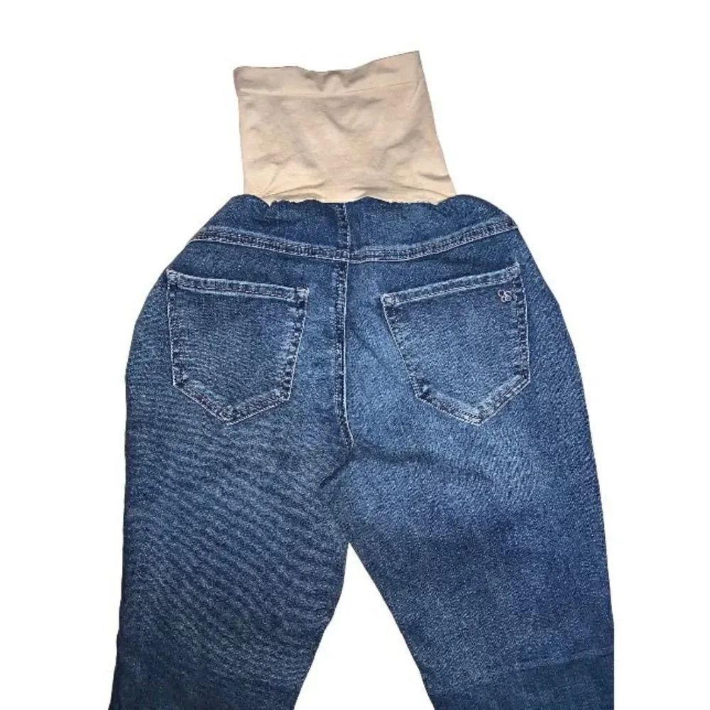 Jessica Simpson Petite Maternity Jeans - Picture 4 of 6